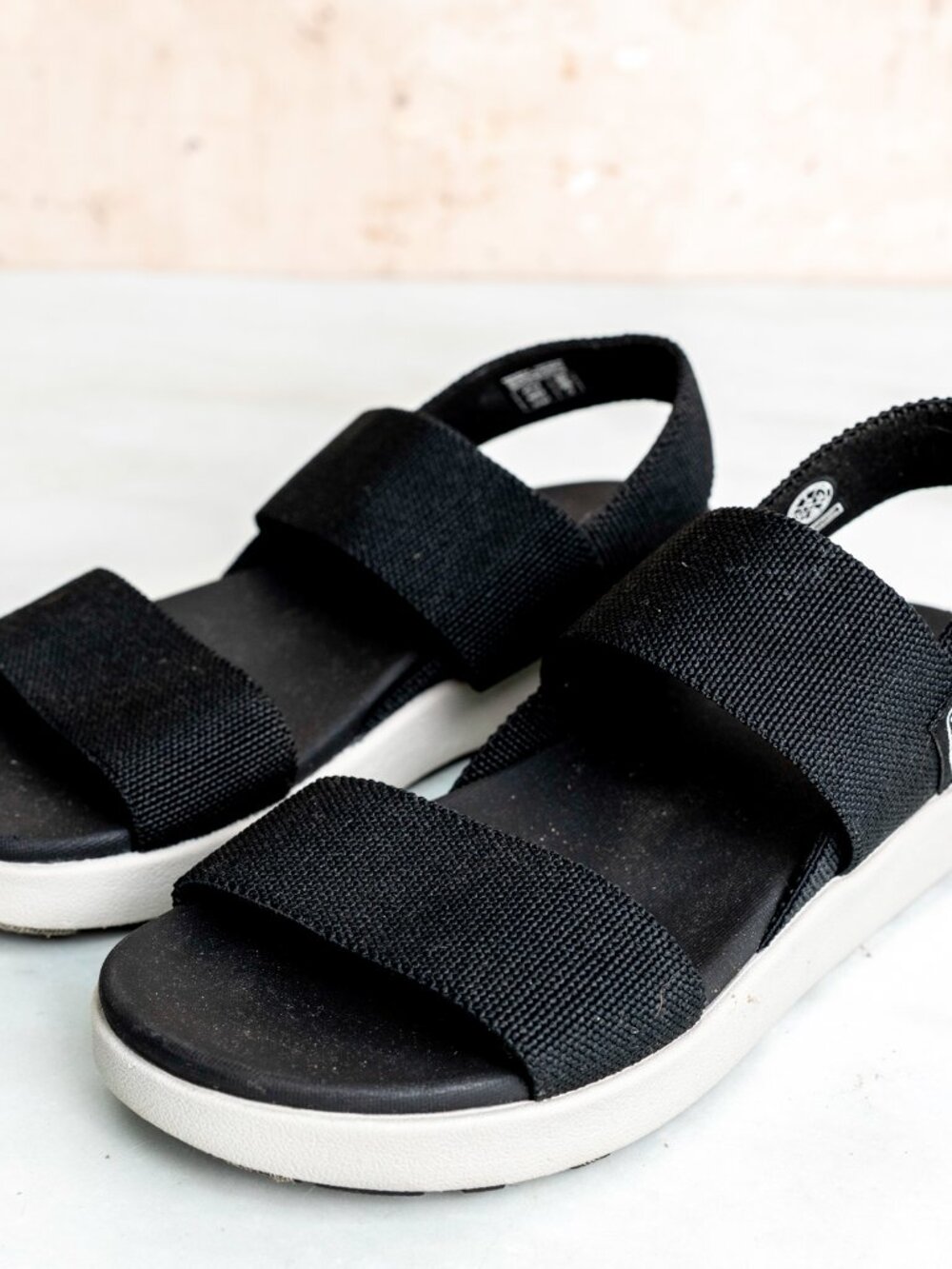 Keen Elle Backstrap Sandals Womens 7